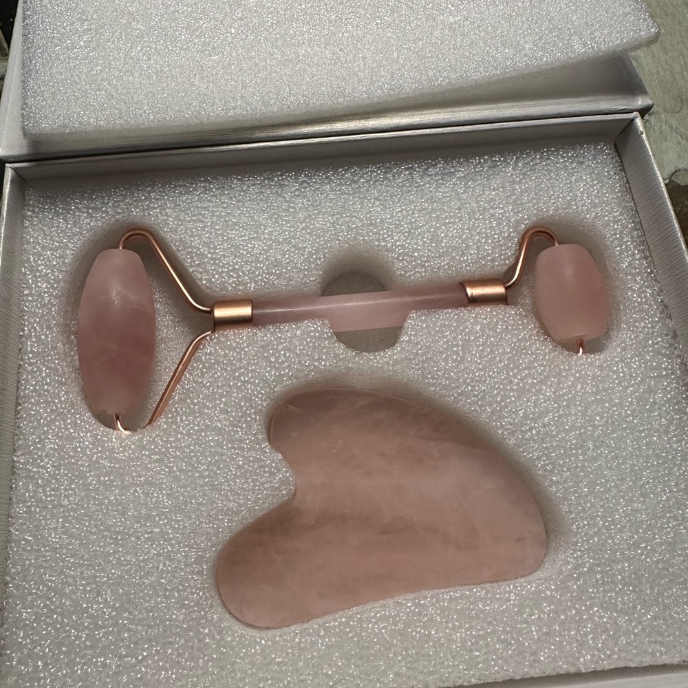 Jade Roller & Gua Sha